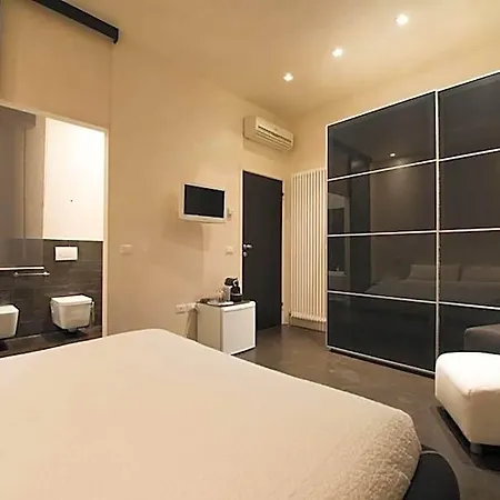 Lounge Bed & Breakfast 3*