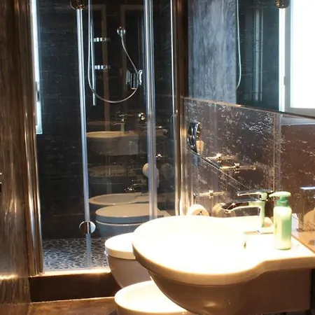 Bed & Breakfast Lounge 3*